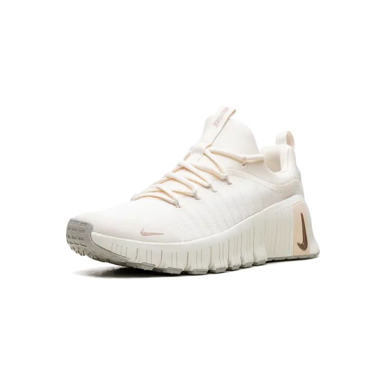Nike Free Metcon 6 WMNS Pale Ivory / Guava Ice / Sail / Metallic Red Bronze Womens