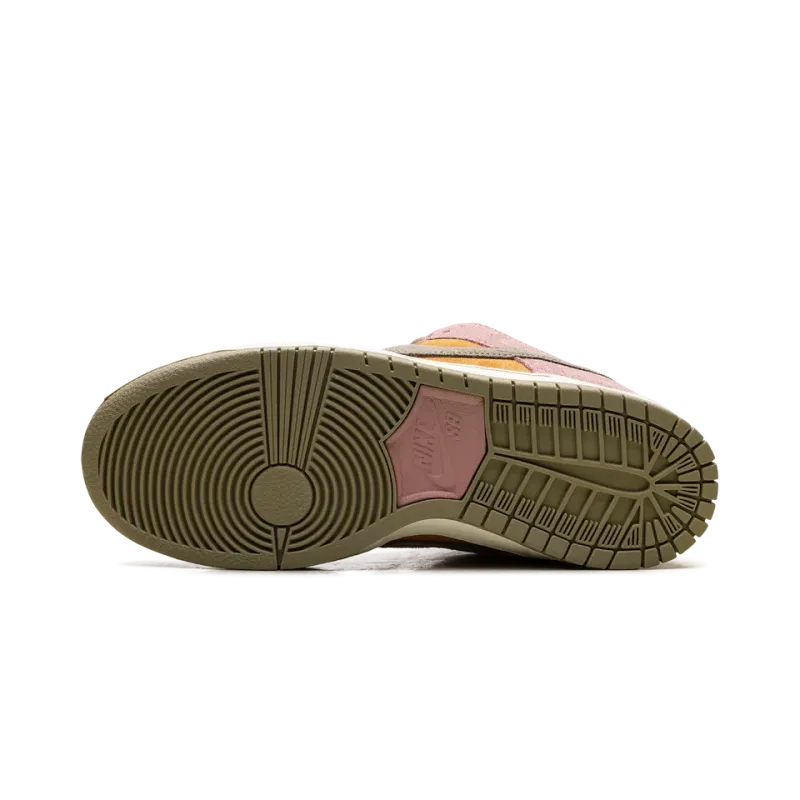 Nike SB Dunk Low Red Stardust Mens