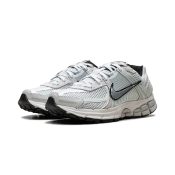 Nike Zoom Vomero 5 WMNS Light Silver Chrome Womens