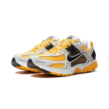 Nike Zoom Vomero 5 University Gold' Mens