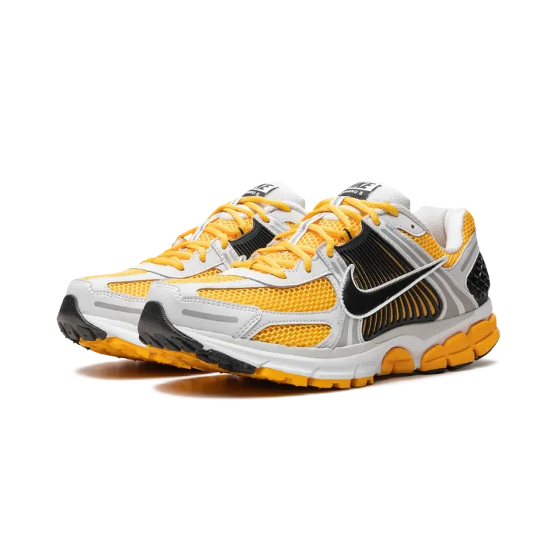 Nike Zoom Vomero 5 University Gold' Mens