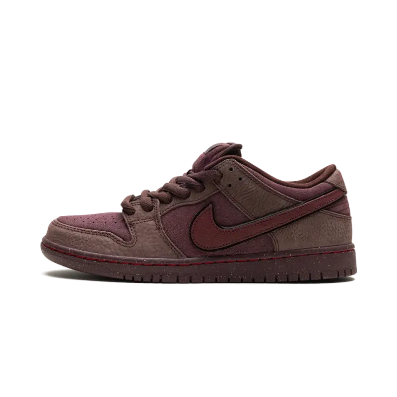 Nike SB Dunk Low City of Love Mens