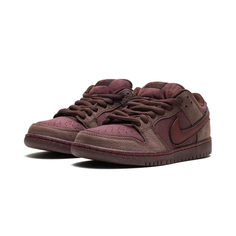 Nike SB Dunk Low City of Love Mens
