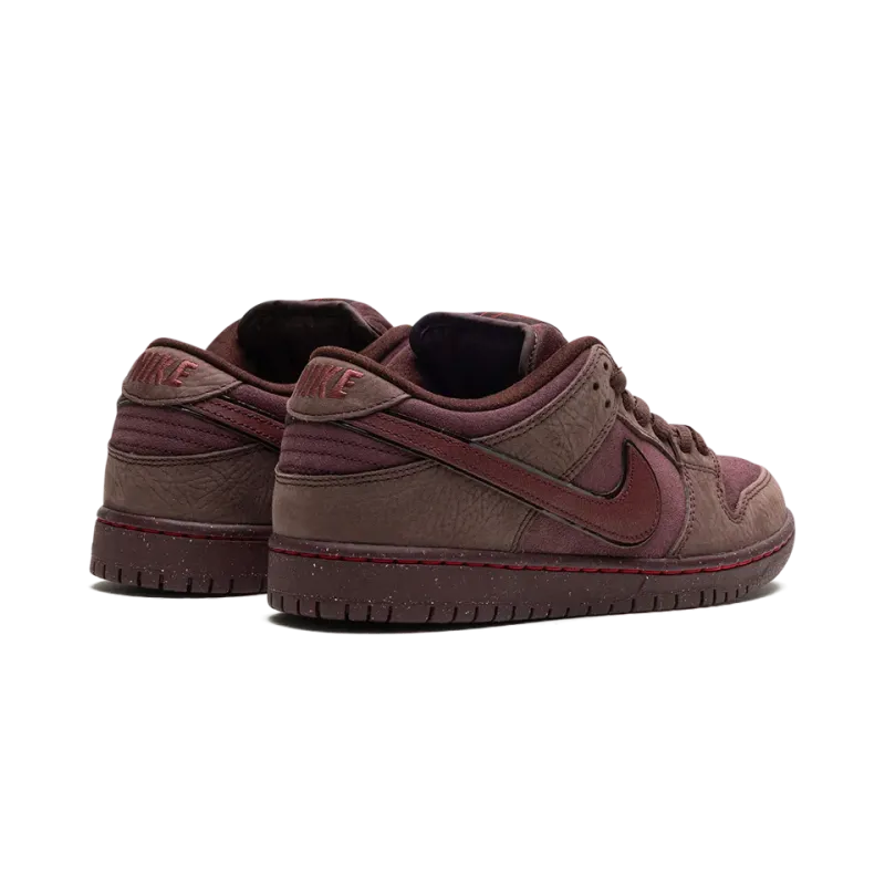 Nike SB Dunk Low City of Love Mens