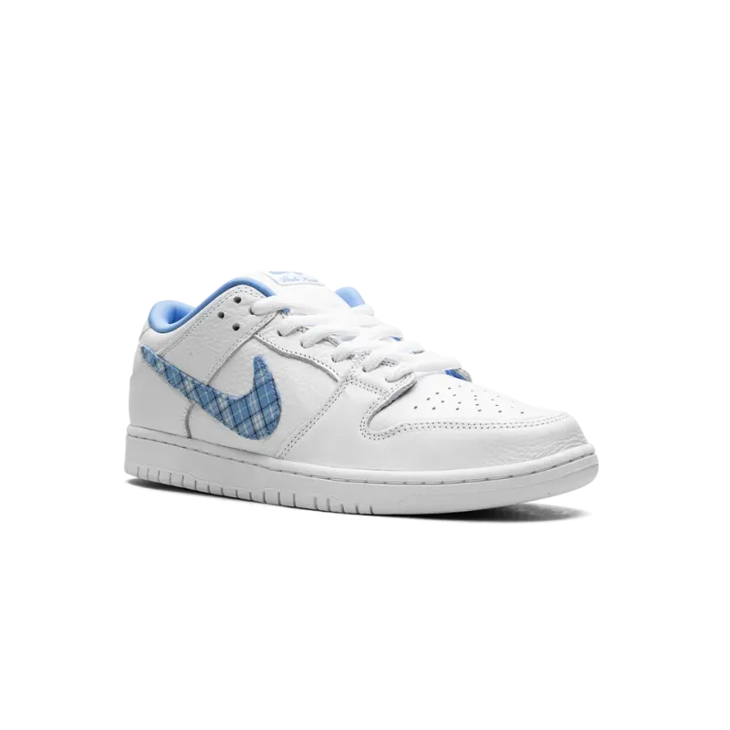 Nike SB Dunk Low Nicole Hause Mens