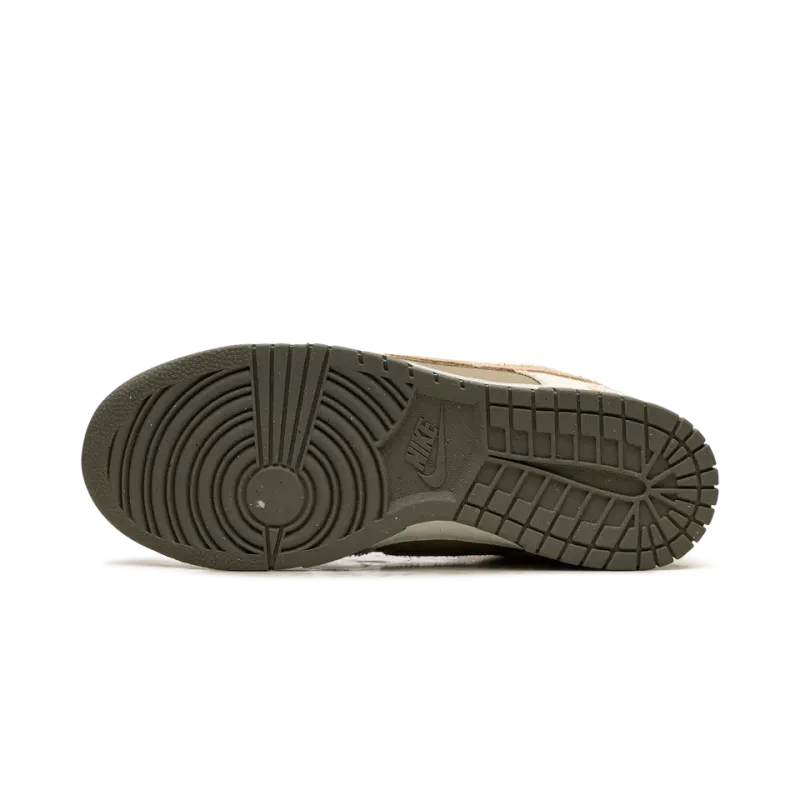 Nike DUNK LOW WMNS Light Bone Neutral Olive Womens