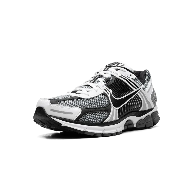 Nike Zoom Vomero 5 SE SP Black / Metallic Silver Mens