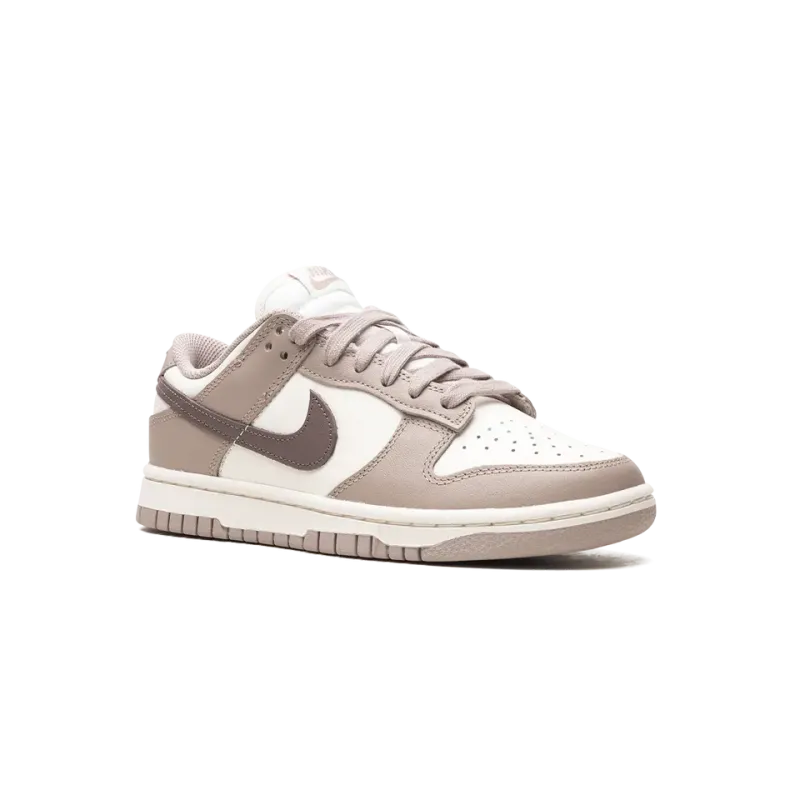 Nike DUNK LOW WMNS Diffused Taupe Womens