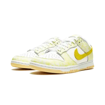 Nike DUNK LOW WMNS Yellow Strike Womens