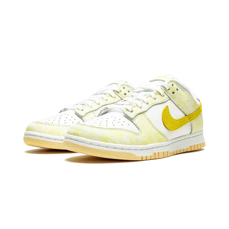 Nike DUNK LOW WMNS Yellow Strike Womens