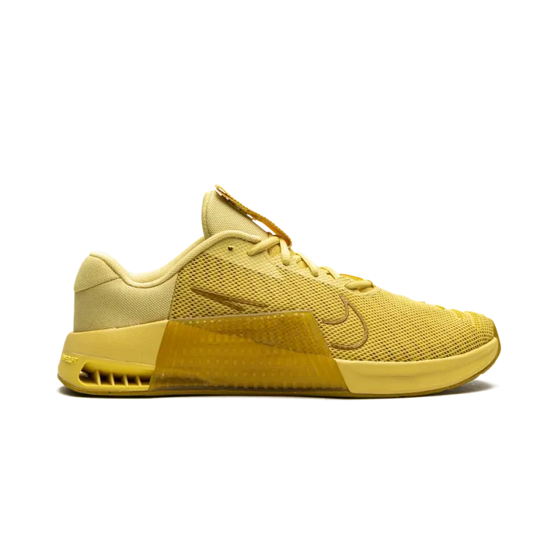 Nike Metcon 9 Saturn Gold Mens