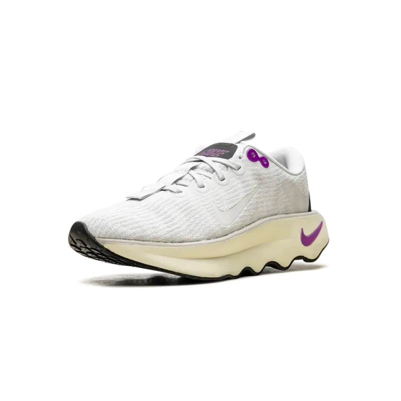 Nike Motiva WMNS Photon Dust Hyper Violet Coconut Milk Womens