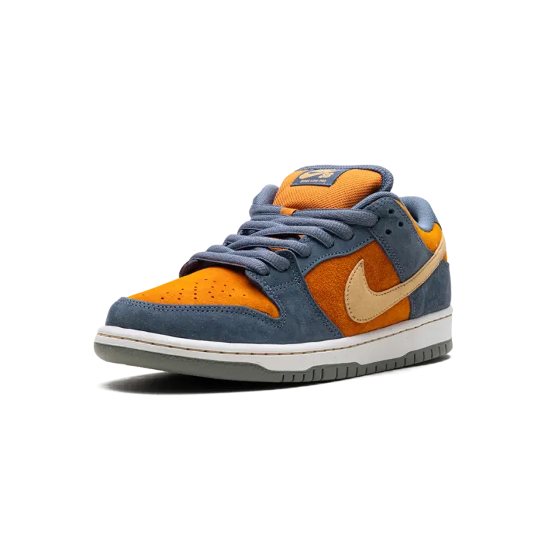 Nike SB Dunk Low Pro Light Carbon Mens