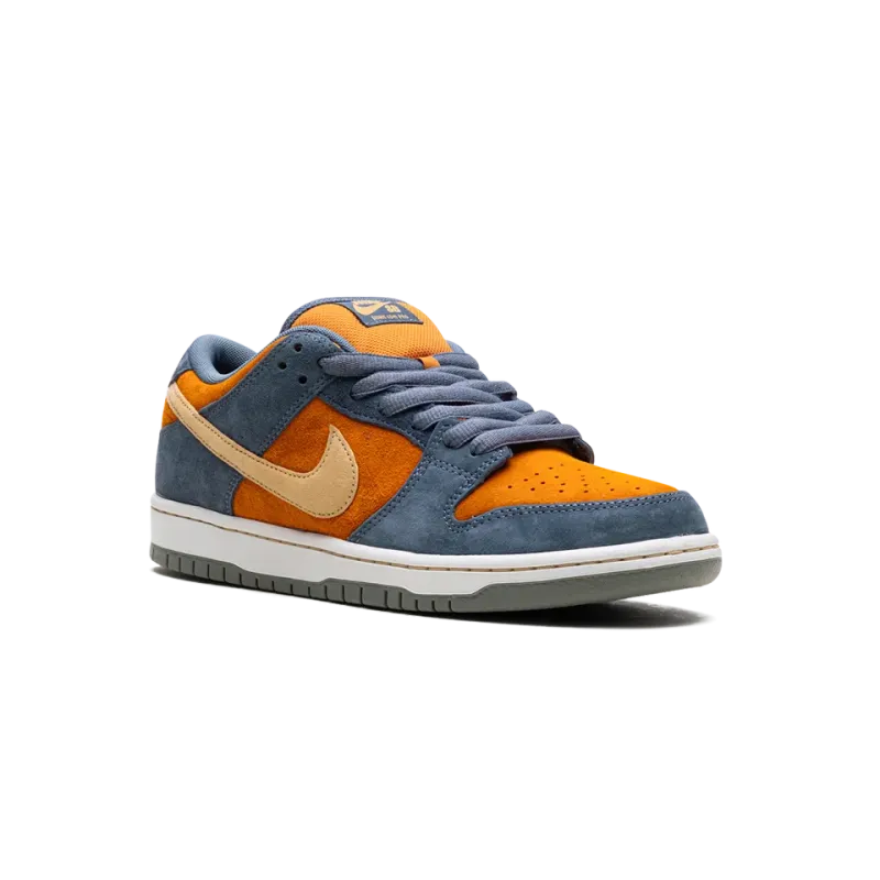 Nike SB Dunk Low Pro Light Carbon Mens