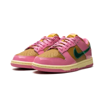 Nike DUNK LOW WMNS Parris Goebel Womens