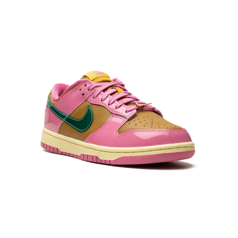 Nike DUNK LOW WMNS Parris Goebel Womens