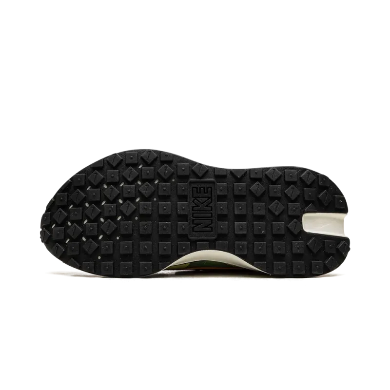 Nike Phoenix Waffle WMNS Orange Womens