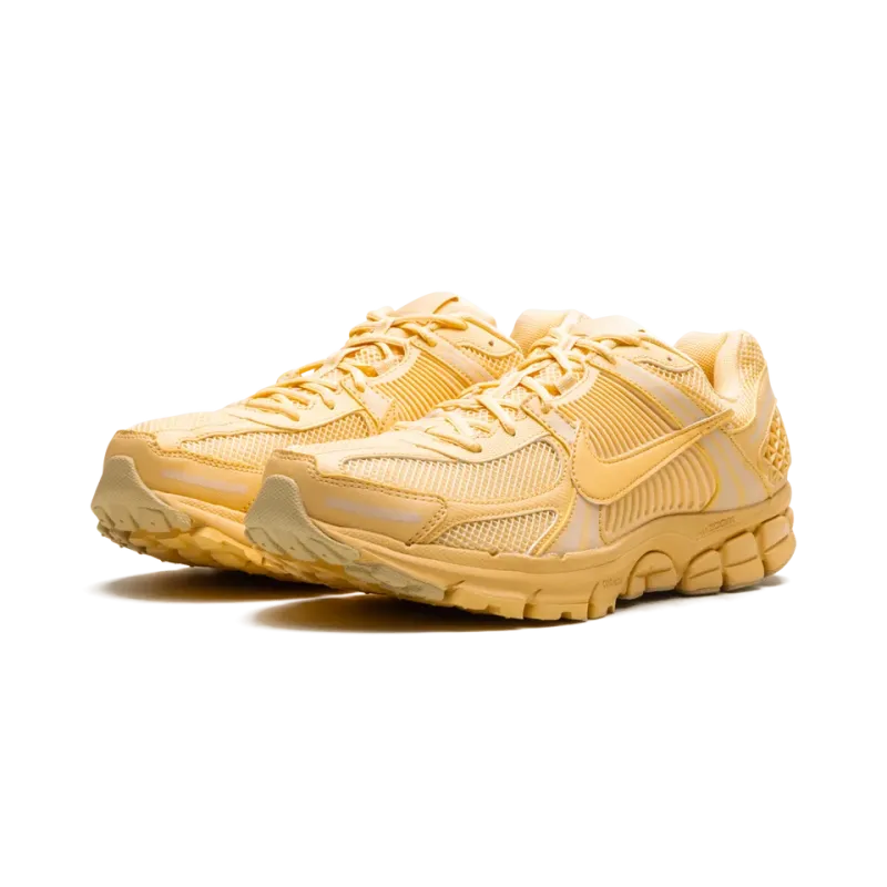 Nike Zoom Vomero 5 Celestial Gold Mens