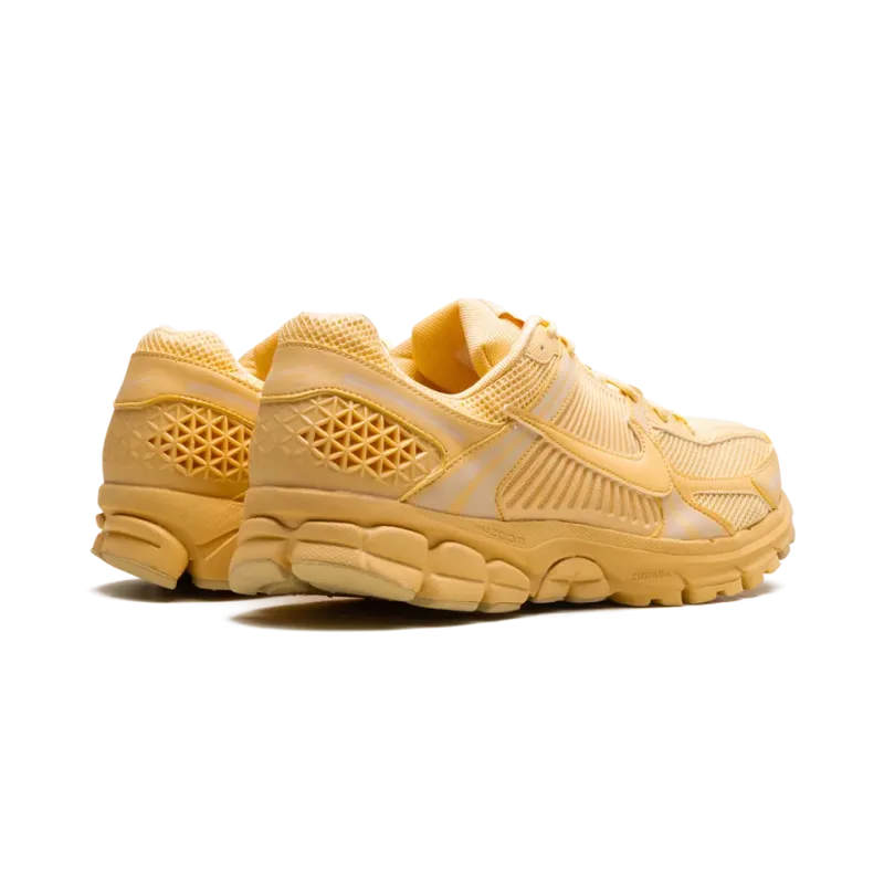 Nike Zoom Vomero 5 Celestial Gold Mens
