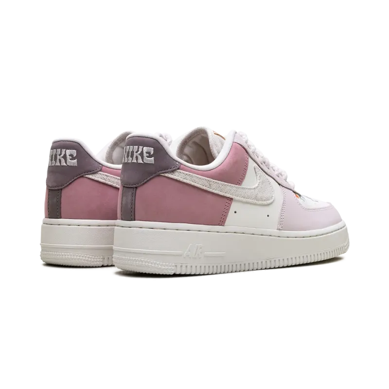 Nike Air Force 1 Low WMNS Mushroom Womens