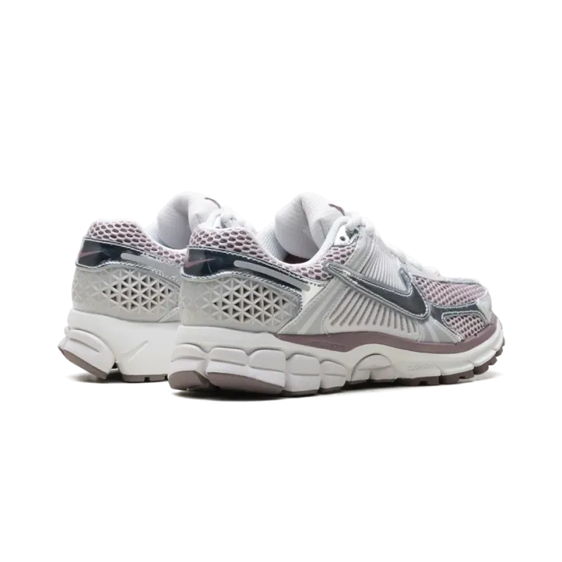 Nike Zoom Vomero 5 WMNS Platinum Violet Womens