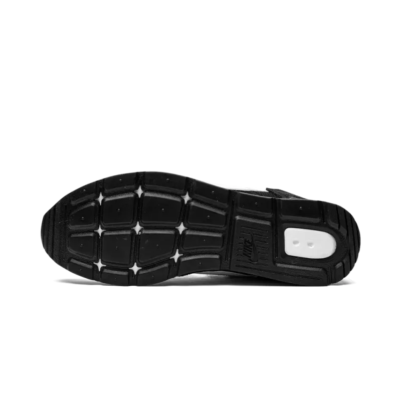 Nike Venture Runner Mens