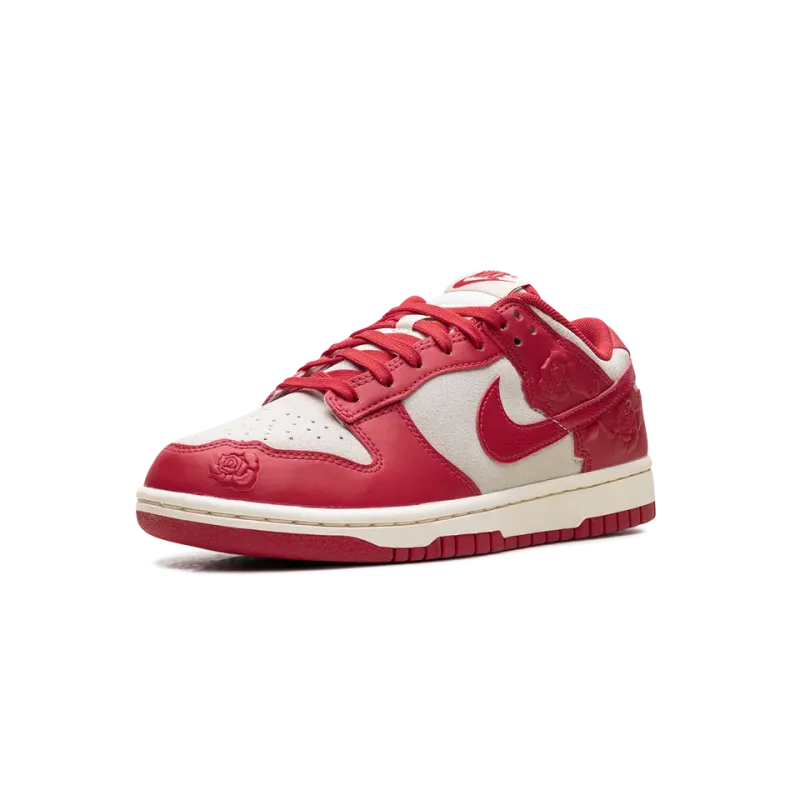 Nike Dunk Low WMNS Red Roses Womens
