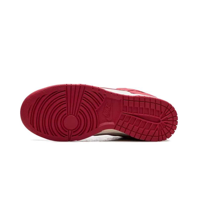 Nike Dunk Low WMNS Red Roses Womens