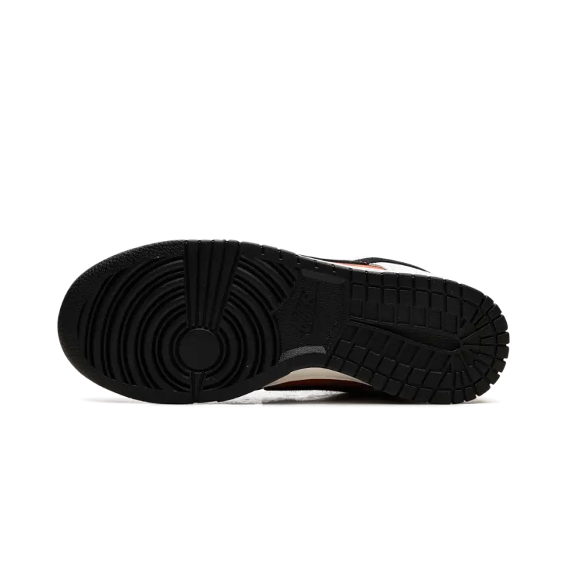 Nike Dunk Low Vintage Coral Mens