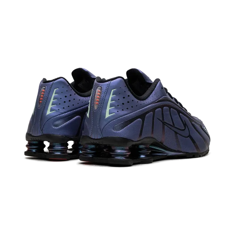 Nike Shox R4 Iridescent Mens