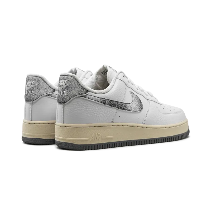 Nike Air Force 1 Low Classics Mens