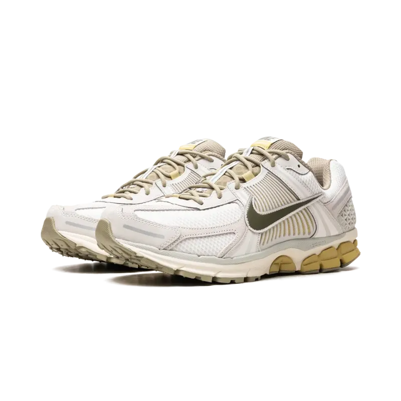 Nike Zoom Vomero 5 Light Bone/Medium Olive Mens