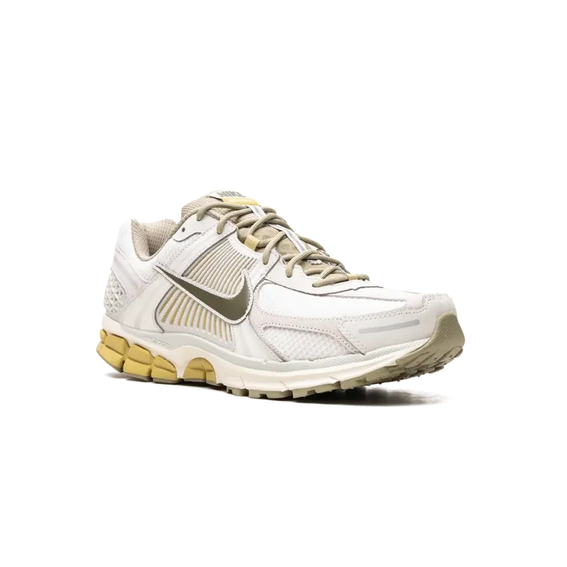 Nike Zoom Vomero 5 Light Bone/Medium Olive Mens