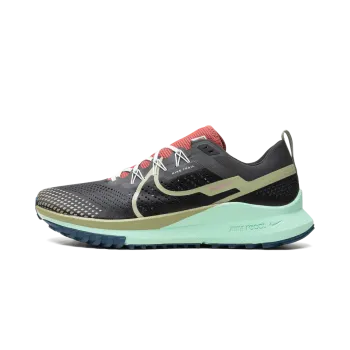 React Pegasus Trail 4 Alligator Unisex