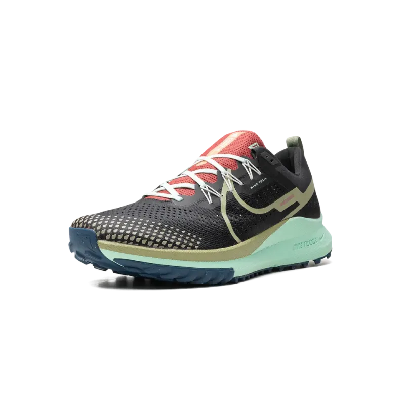 React Pegasus Trail 4 Alligator Unisex