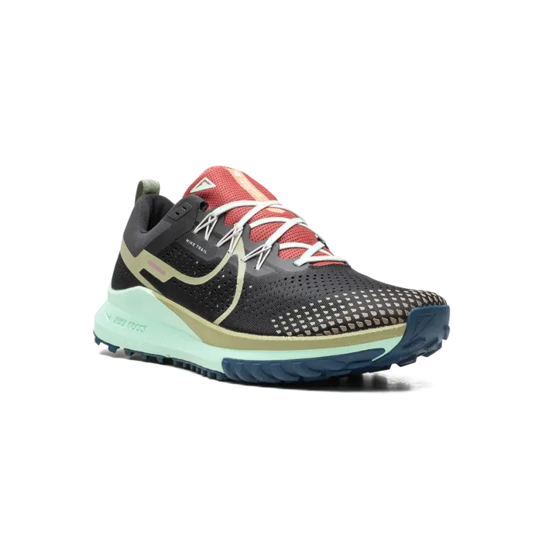 React Pegasus Trail 4 Alligator Unisex