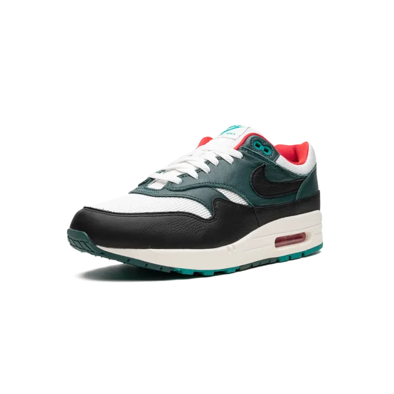 Nike Air Max 1 LeBron James x Liverpool Mens