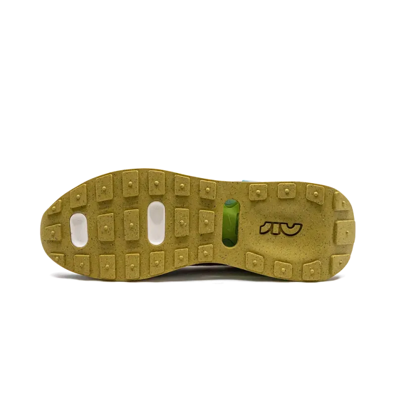 Nike AIR MAX PRE-DAY SE MNS WMNS Sun Club Womens