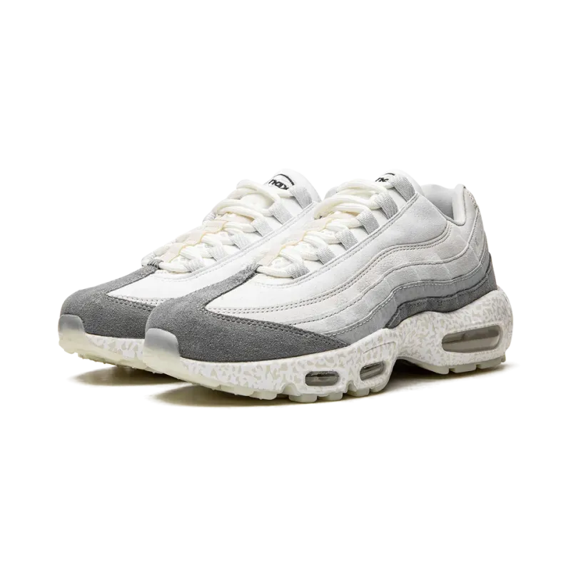 Nike Air Max 95 QS Light Bone-Glow in the Dark Mens