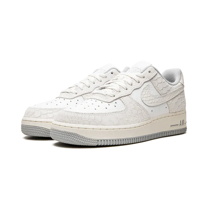 Nike AIR FORCE 1 WMNS White Python Womens