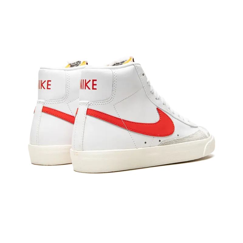 Nike BLAZER MID '77 VNTG WMNS Habanero Red Womens