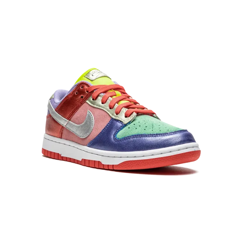 Nike DUNK LOW WMNS Sunset Pulse Womens