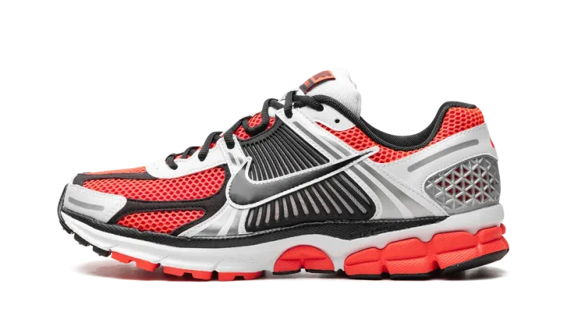 Performance and Style United: Nike Zoom Vomero 5 SE Bright Crimson Mens Review