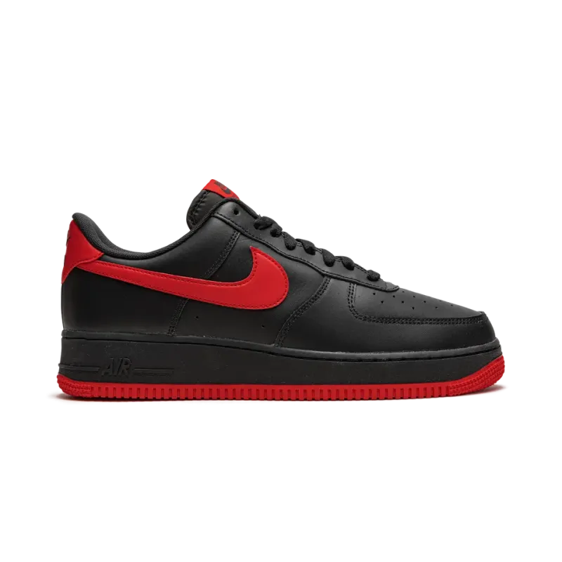 Nike Air Force 1 Low '07 Bred Mens
