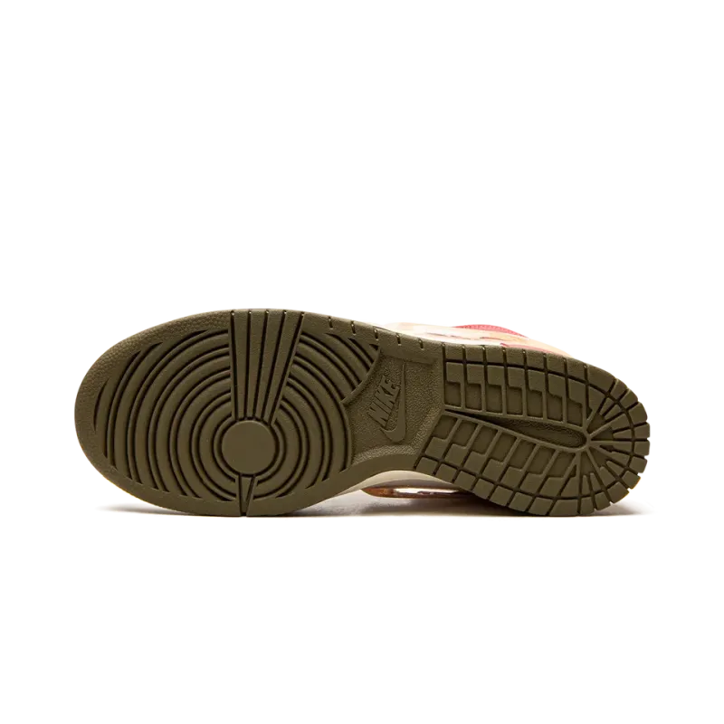 Nike Dunk Mid Social Status - Strawberry Chocolate Mens