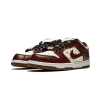 Nike SB Dunk Low Supreme - Stars - Barkroot Brown Mens