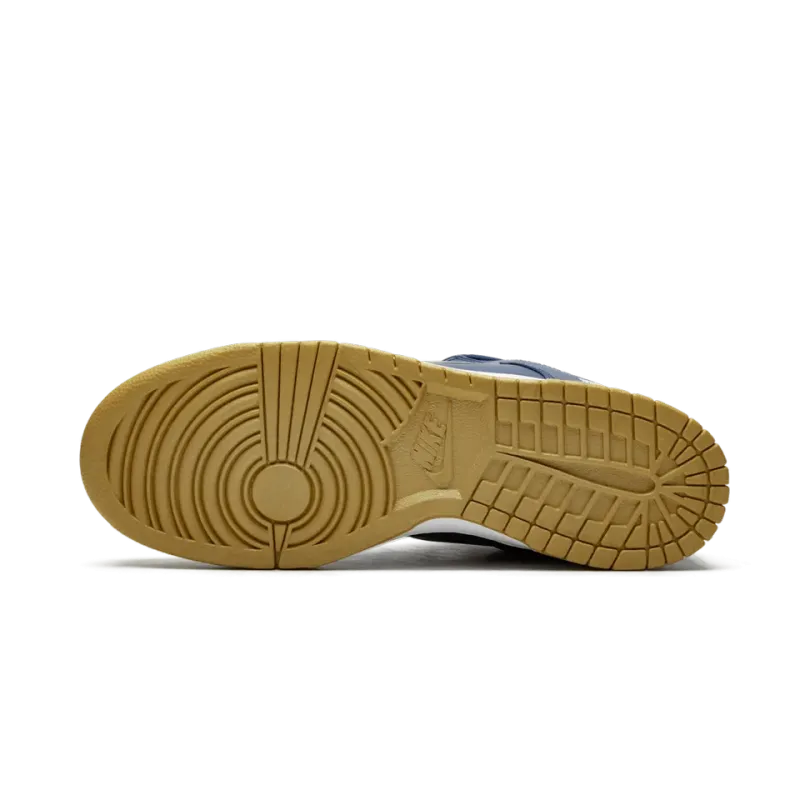 Nike SB Dunk Low Supreme - Jewel Swoosh Gold/Navy Mens