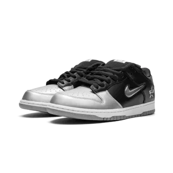 Nike SB Dunk Low OG QS Supreme - Jewel Swoosh Silver/Black Mens