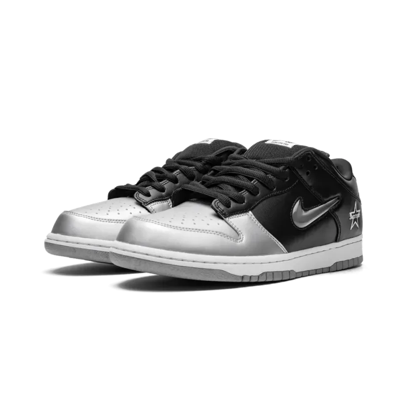 Nike SB Dunk Low OG QS Supreme - Jewel Swoosh Silver/Black Mens