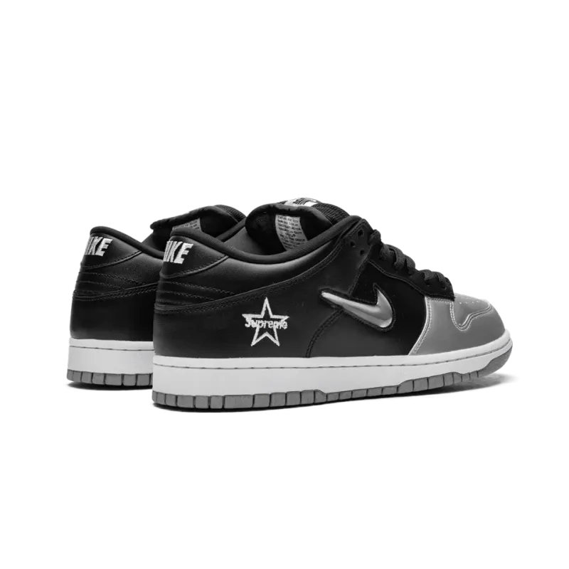 Nike SB Dunk Low OG QS Supreme - Jewel Swoosh Silver/Black Mens